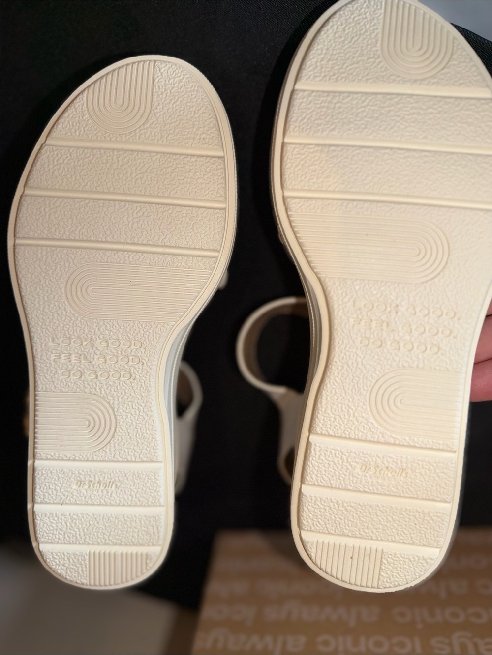 Dr. Scholl’s 🤍 (Comfort!!) “Time Off” Platform Buckle Sandals - Picture 7 of 8